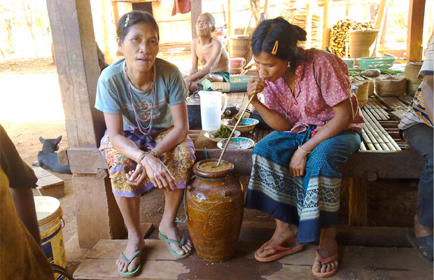 RÉGION D'ANGKOR-FACES CACHÉES DU NORD-RÉGON DES ETHNIES MONTAGNARDES